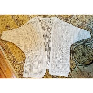 Kimchi blue Anthropologie Urban Outfitters Open Knit Bay Wing Cardigan Ivory EUC